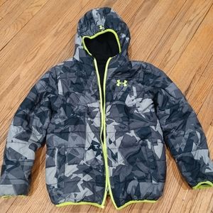 Under Armour boys reversible jacket